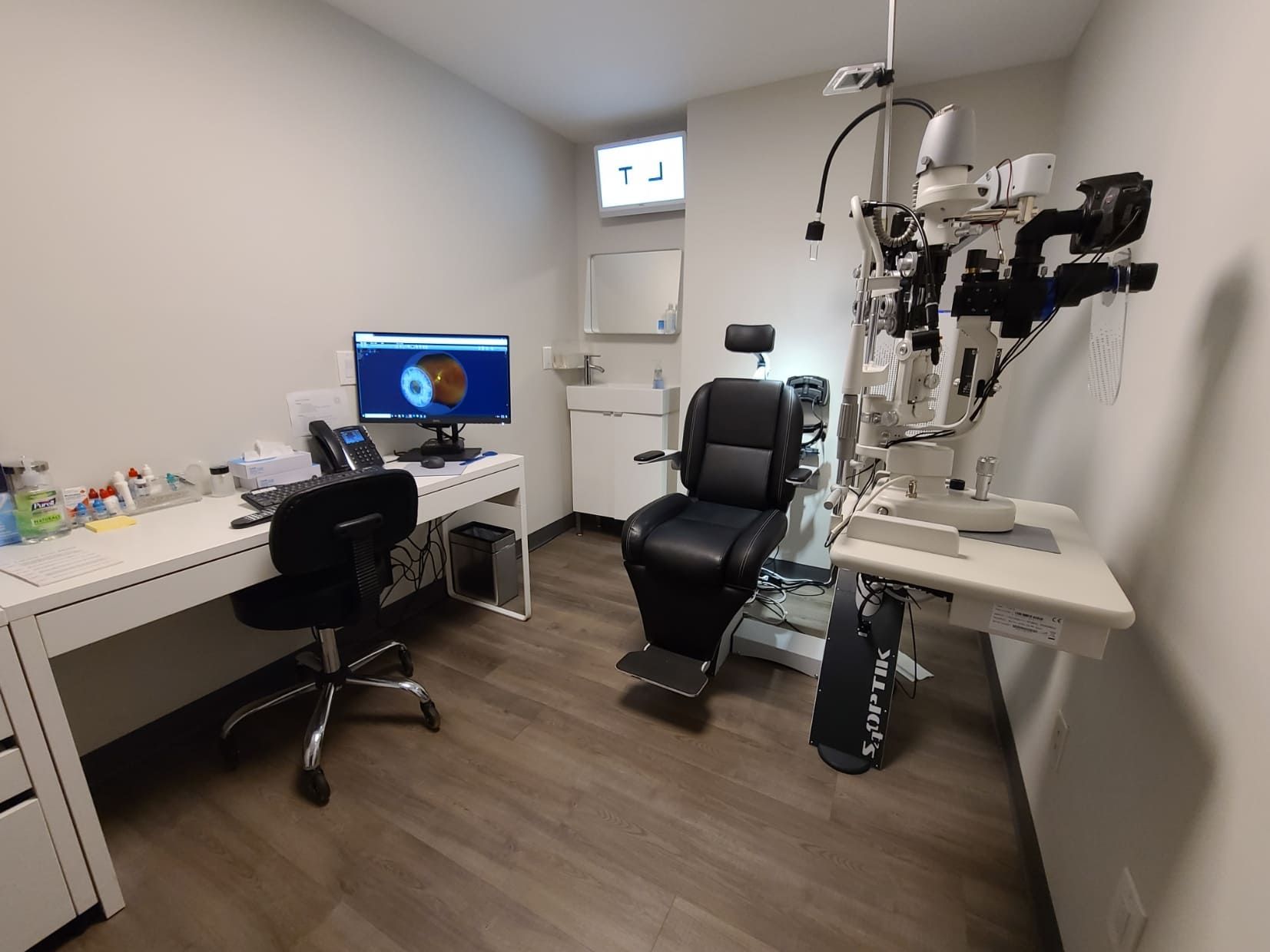 Eye Associates of New York | LASIK Evaluations, Comprehensive Eye Exams and Contact Lenses